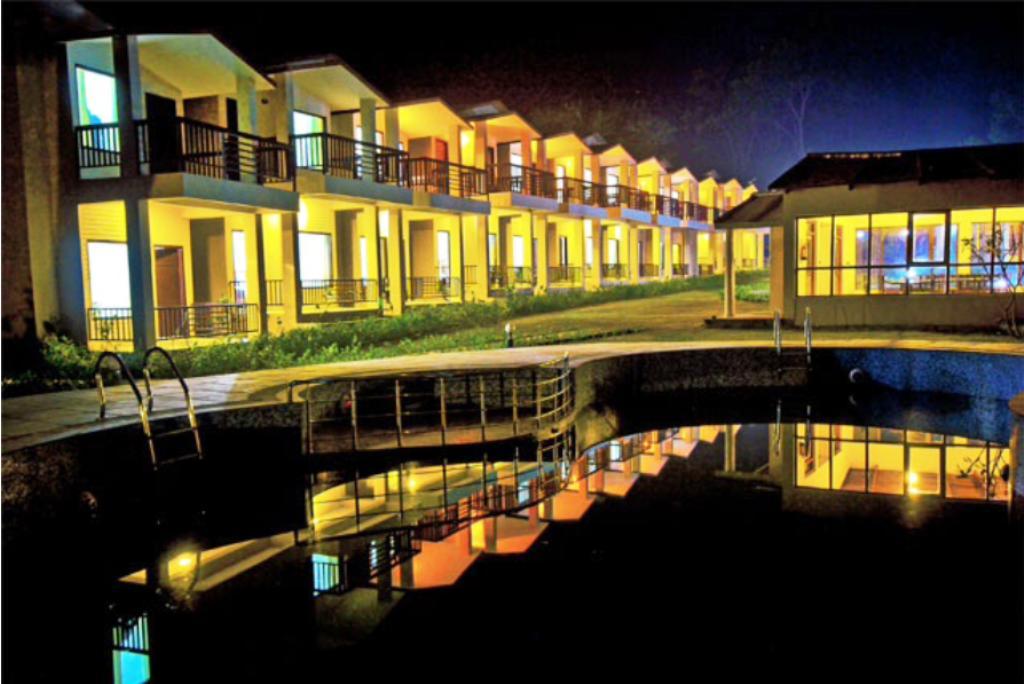 Corbett Rattan Hotel Garjia Exterior photo
