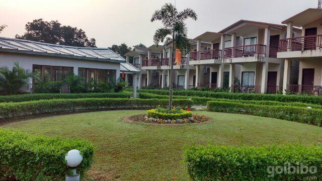 Corbett Rattan Hotel Garjia Exterior photo